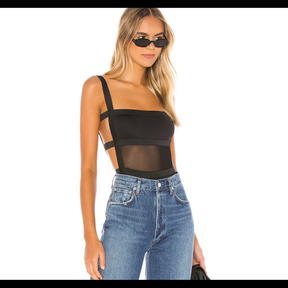 Camille Strappy Back Bodysuit in Black - SUPERDOWN  - size M